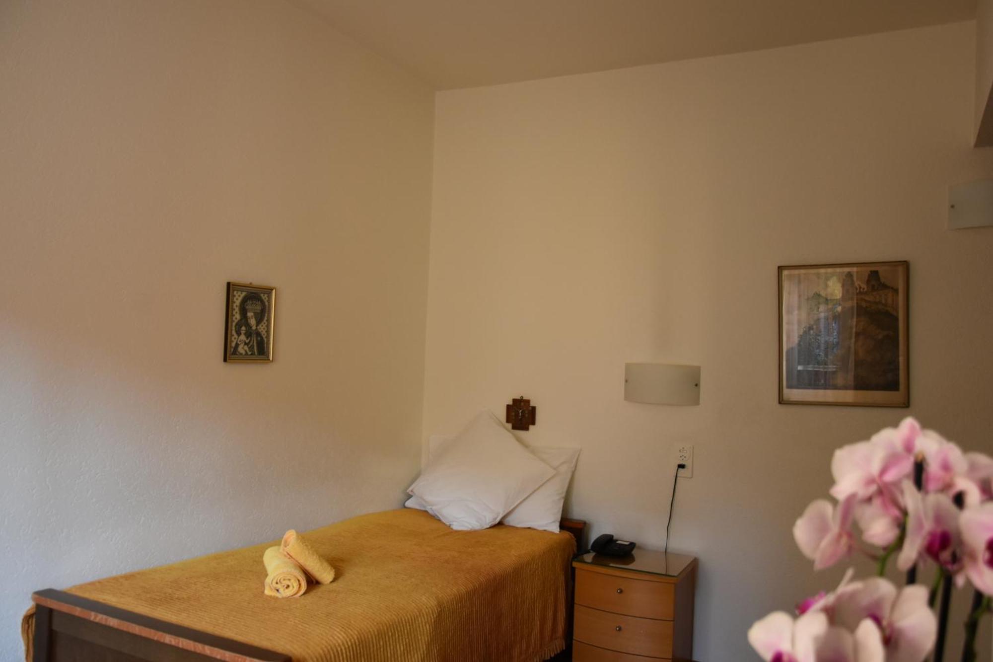 Hotel Casa Santa Birgitta Lugano Zewnętrze zdjęcie